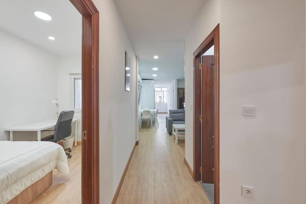 Apartamento Reformado, Centrico , Wifi . Dr Magoo Oviedo